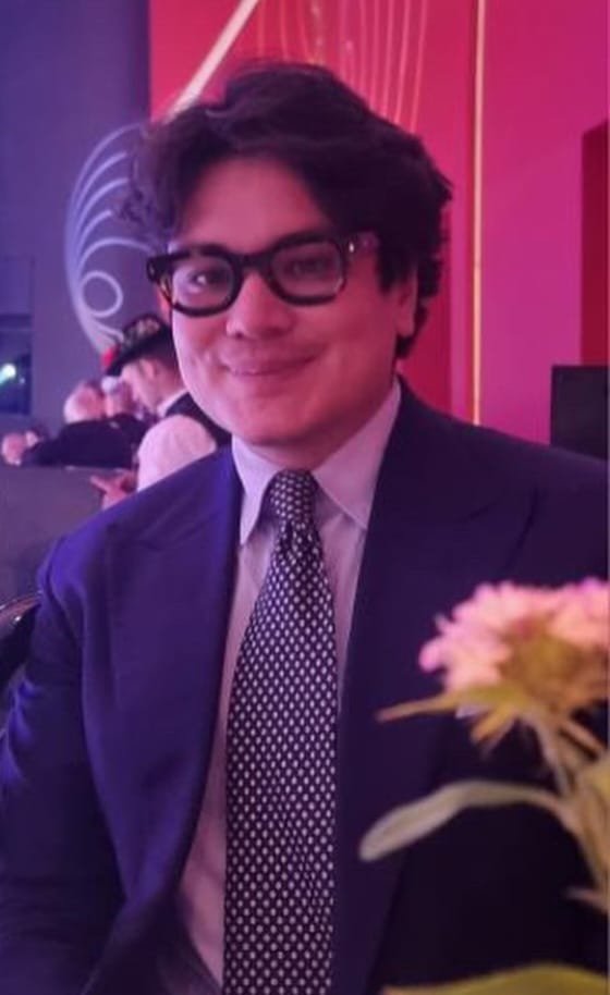 ritratto di Azad Soulati
